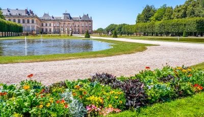 Schloss Lunéville besuchen: Warum dieser Ausflug bei einem Aufenthalt in Nancy nicht fehlen sollte