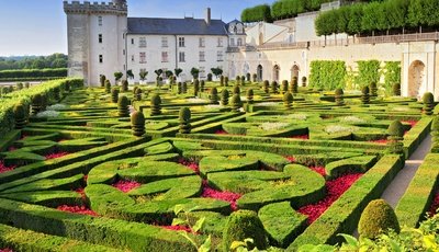 Was kann man bei einem Wochenendtrip rund um Tours unternehmen? Ein Ausflug zum Château de Villandry