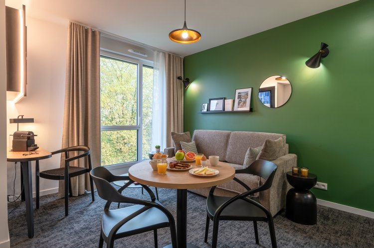 Nemea Appart'hotel La Boëtie Bordeaux Pessac - Coin-salon
