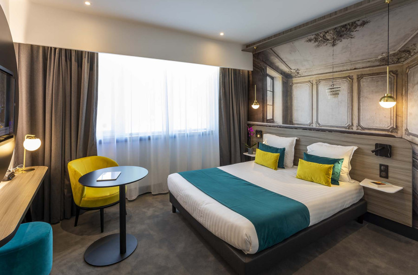 Aparthotel{Stadt} - {Name}