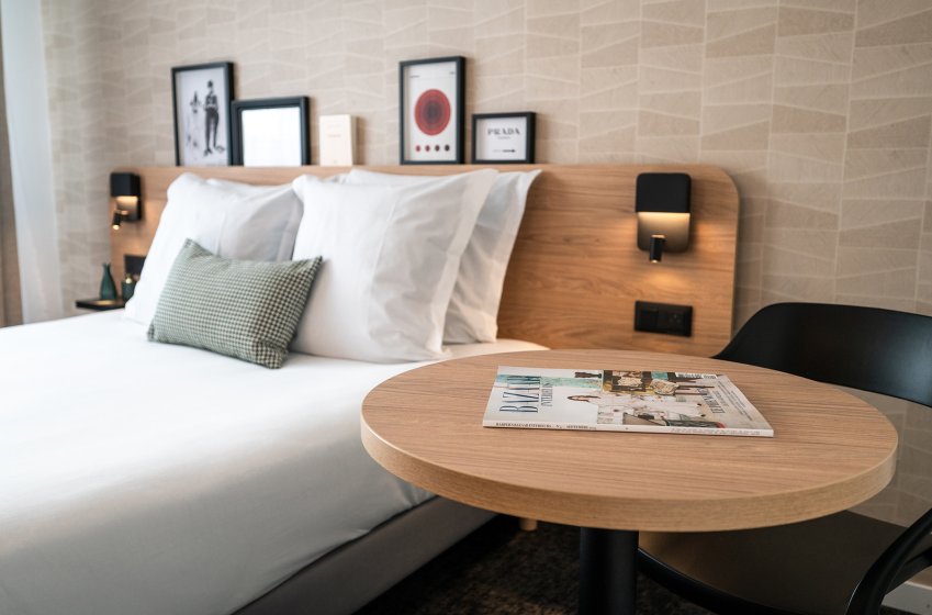 Aparthotel{Stadt} - {Name}