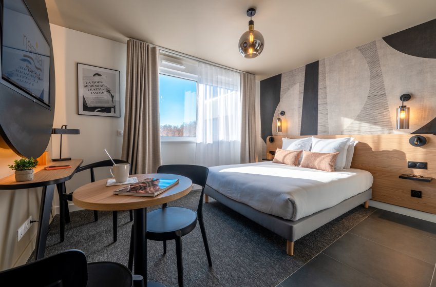 Aparthotel{Stadt} - {Name}