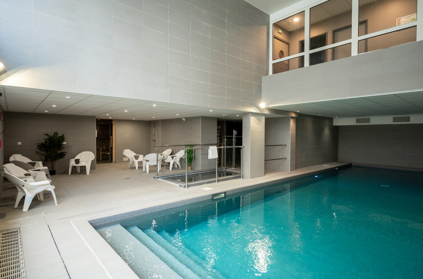 Aparthotel{Stadt} - {Name}