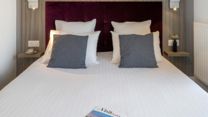 Aparthotel{Stadt} - {Name}