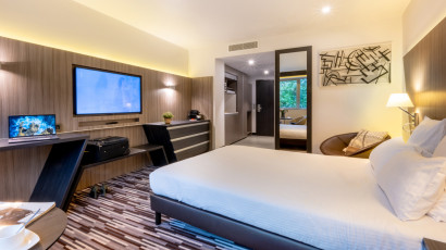 Aparthotel{Stadt} - {Name}