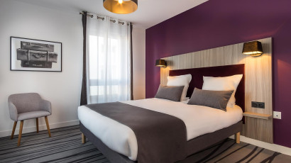 Aparthotel{Stadt} - {Name}