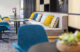 Aparthotel{Stadt} - {Name}