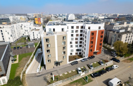 Aparthotel{Stadt} - {Name}