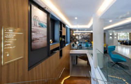 Aparthotel{Stadt} - {Name}