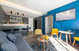 Aparthotel{Stadt} - {Name}