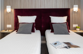 Aparthotel{Stadt} - {Name}