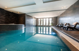 Aparthotel{Stadt} - {Name}