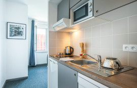 Aparthotel{Stadt} - {Name}