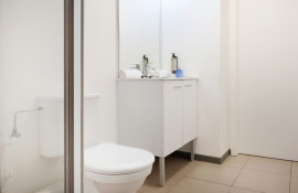 Aparthotel{Stadt} - {Name}
