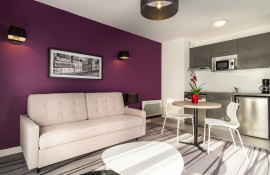 Aparthotel{Stadt} - {Name}