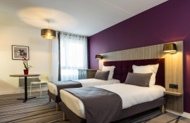 Aparthotel{Stadt} - {Name}