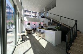 Aparthotel{Stadt} - {Name}