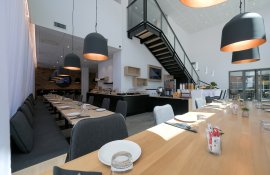 Aparthotel{Stadt} - {Name}