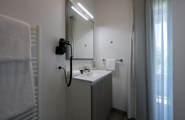 Aparthotel{Stadt} - {Name}