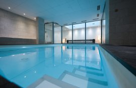 Aparthotel{Stadt} - {Name}