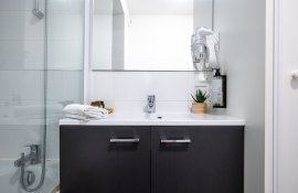 Aparthotel{Stadt} - {Name}