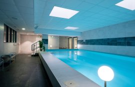 Aparthotel{Stadt} - {Name}