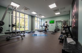 Aparthotel{Stadt} - {Name}