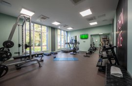 Aparthotel{Stadt} - {Name}