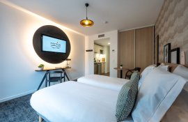 Aparthotel{Stadt} - {Name}