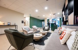 Aparthotel{Stadt} - {Name}