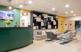 Aparthotel{Stadt} - {Name}