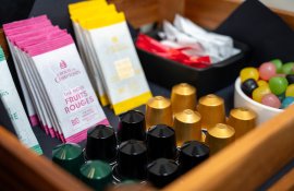 Aparthotel{Stadt} - {Name}