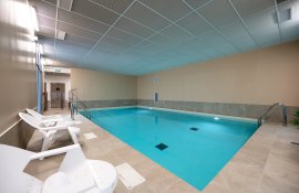 Aparthotel{Stadt} - {Name}