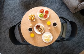 Aparthotel{Stadt} - {Name}