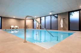 Aparthotel{Stadt} - {Name}