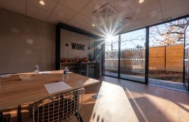 Aparthotel{Stadt} - {Name}