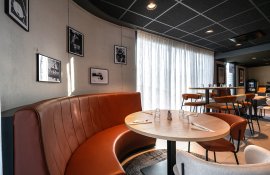 Aparthotel{Stadt} - {Name}