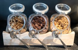 Aparthotel{Stadt} - {Name}