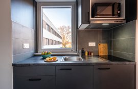 Aparthotel{Stadt} - {Name}