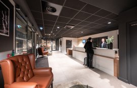 Aparthotel{Stadt} - {Name}