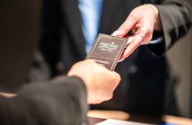 Aparthotel{Stadt} - {Name}