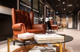 Aparthotel{Stadt} - {Name}