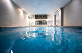 Aparthotel{Stadt} - {Name}