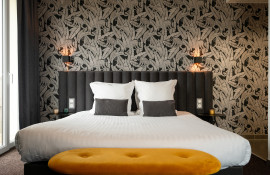 Aparthotel{Stadt} - {Name}