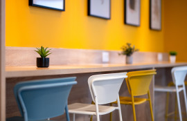 Aparthotel{Stadt} - {Name}