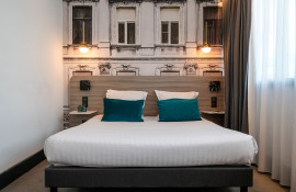 Aparthotel{Stadt} - {Name}