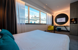 Aparthotel{Stadt} - {Name}