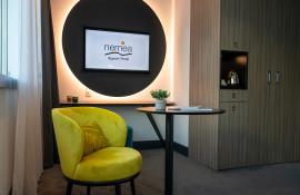 Aparthotel{Stadt} - {Name}