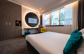 Aparthotel{Stadt} - {Name}