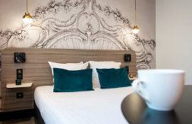 Aparthotel{Stadt} - {Name}
